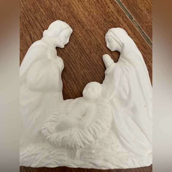 Vintage Ceramic Bisque Nativity Jesus Mary Christmas Ready to Paint U Paint - Picture 1 of 4